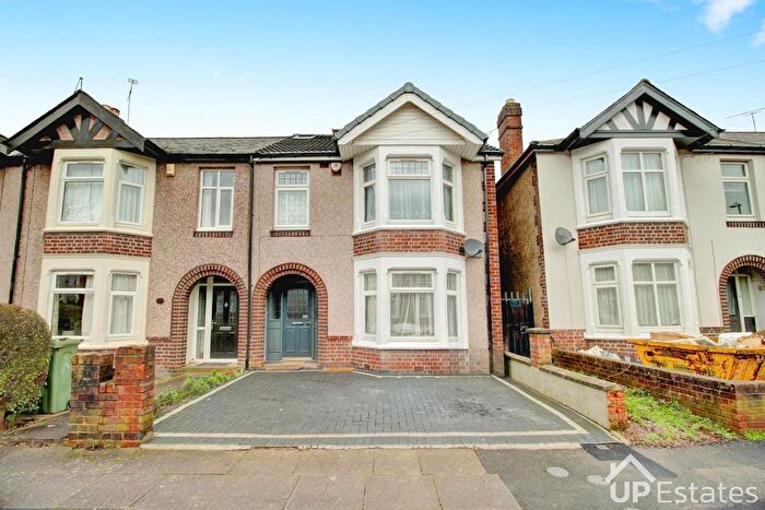 5 Bedroom End Terrace House For Sale In Siddeley Avenue, Stoke Green, Coventry, CV3