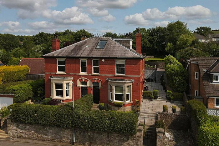 5 Bedroom Semi Detached House For Sale In Blakelow Road, Macclesfield, SK11