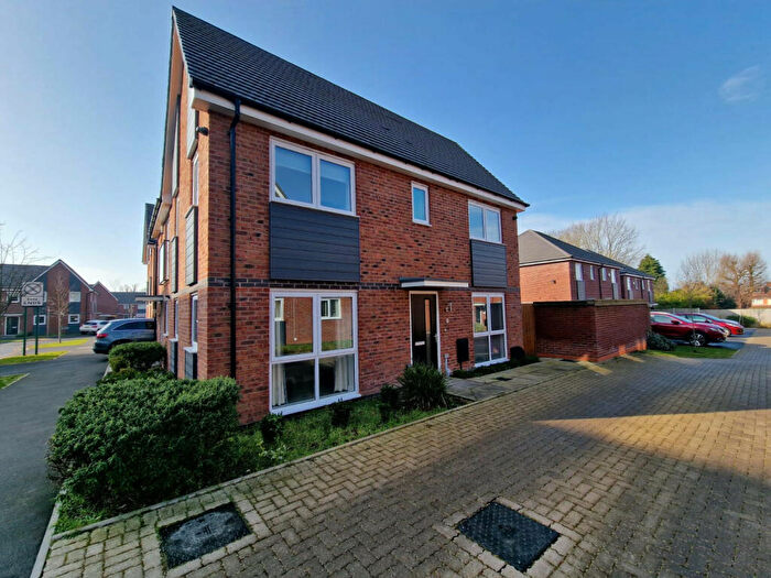 3 Bedroom Detached House To Rent In Victoria Crescent, Shirley, B90