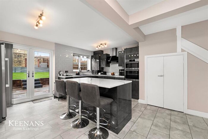 4 Bedroom Town House For Sale In Musbury Mews, Haslingden, Rossendale, BB4