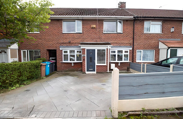 3 Bedroom Terraced House For Sale In Owlwood Drive, Manchester, M38
