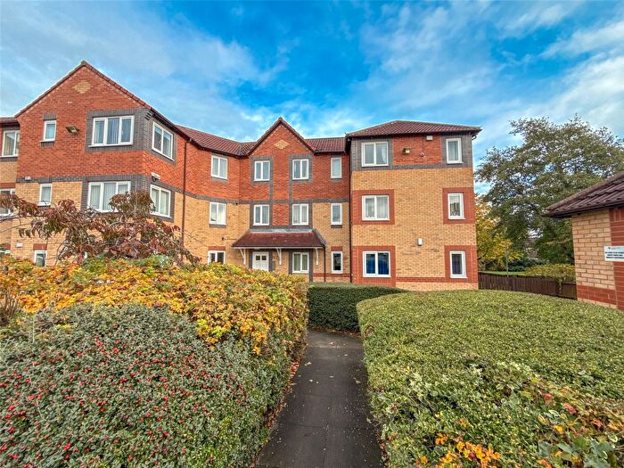 2 Bedroom Flat To Rent In Windsor Court, Felling, NE10