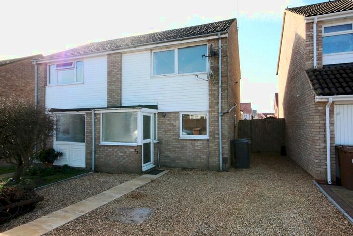 3 Bedroom Semi-Detached House To Rent In Compton Way, Earls Barton, NN6