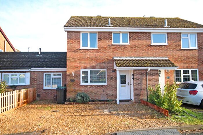 4 Bedroom Semi-Detached House For Sale In Crockford Close, New Milton, Hampshire, BH25