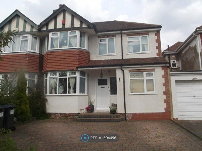 4 Bedroom Semi-Detached House To Rent In Harborne, Birmingham, B17