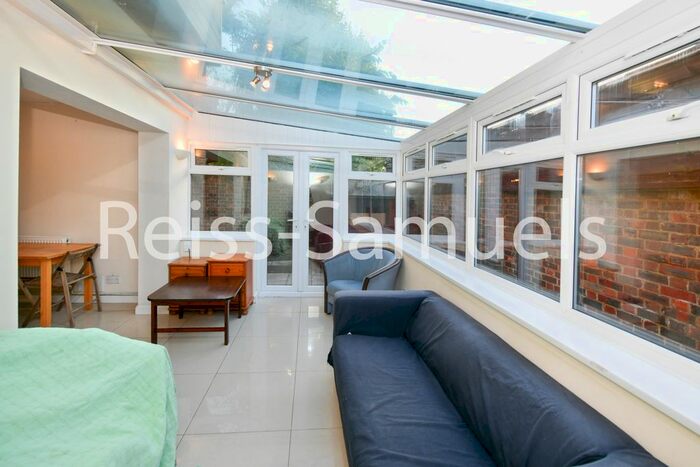 5 Bedroom Town House To Rent In Barnfield Place, Isle Of Dogs, Docklands, Canary Wharf, London, E14