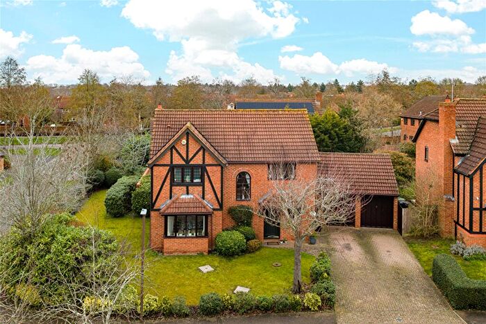 4 Bedroom Detached House For Sale In Berrystead, Caldecotte, Milton Keynes, Buckinghamshire, MK7