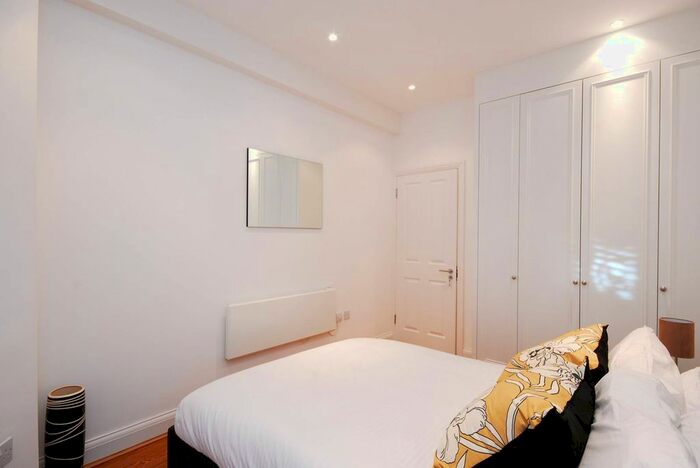 2 Bedroom Flat To Rent In Iverna Gardens, Kensington, London, W8