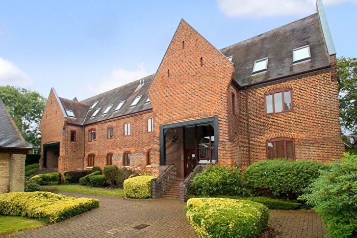 2 Bedroom Apartment To Rent In Rampley Lane, St. Neots, Cambridgeshire, PE19