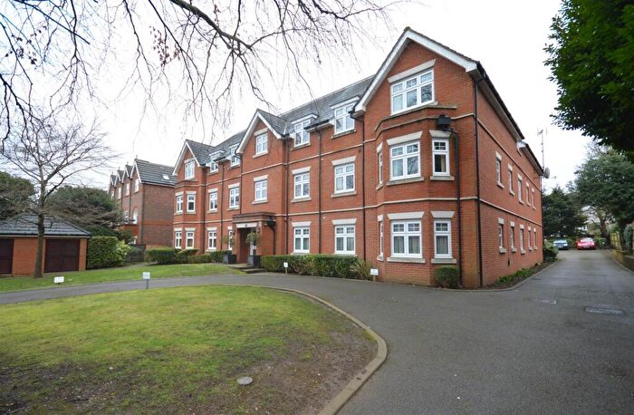2 Bedroom Flat To Rent In Albion Road, Sutton, SM2
