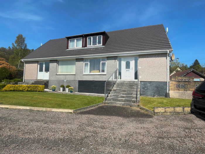 3 Bedroom Semi-Detached House For Sale In Hillview Drive, Corpach, Fort William, PH33