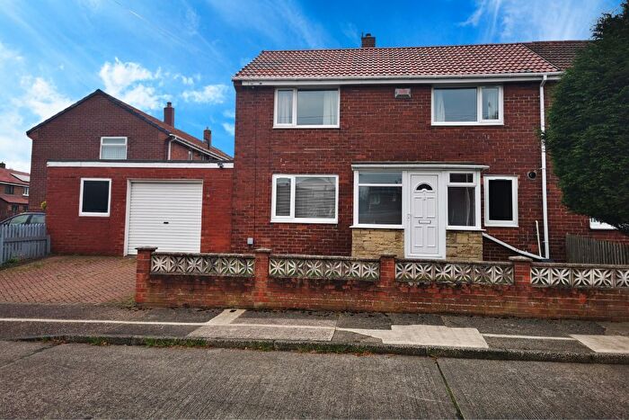 2 Bedroom Semi-Detached House To Rent In Rossendale Place, Longbenton, NE12