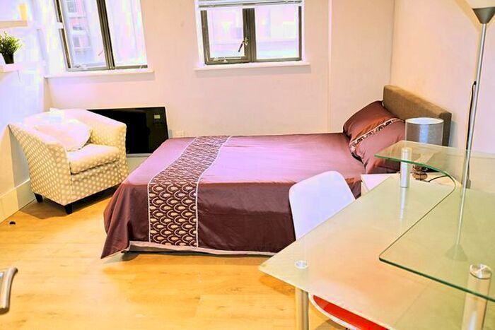 Studio To Rent In B Lithos Road, Hampstead, NW3