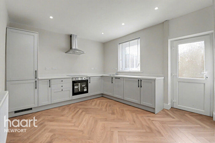 3 Bedroom End Of Terrace House For Sale In Somerton Road, Newport, NP19