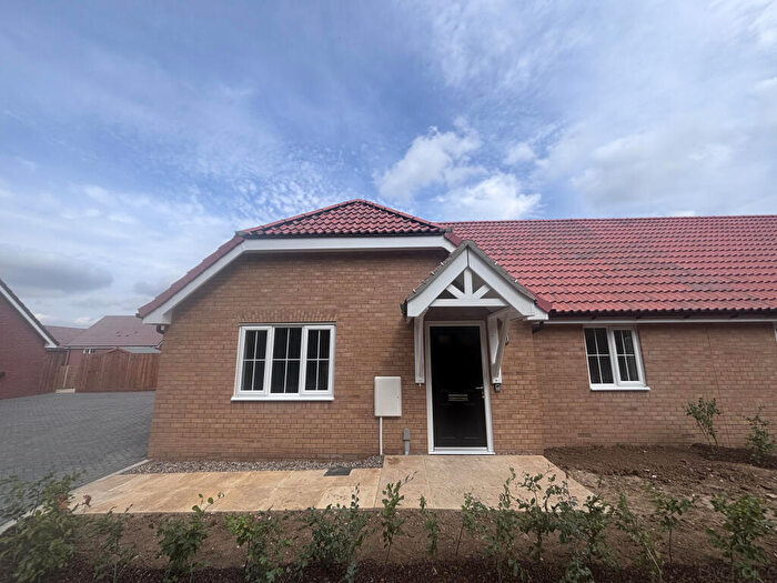 2 Bedroom Bungalow For Sale In Sunflower Close, Thurston, IP31