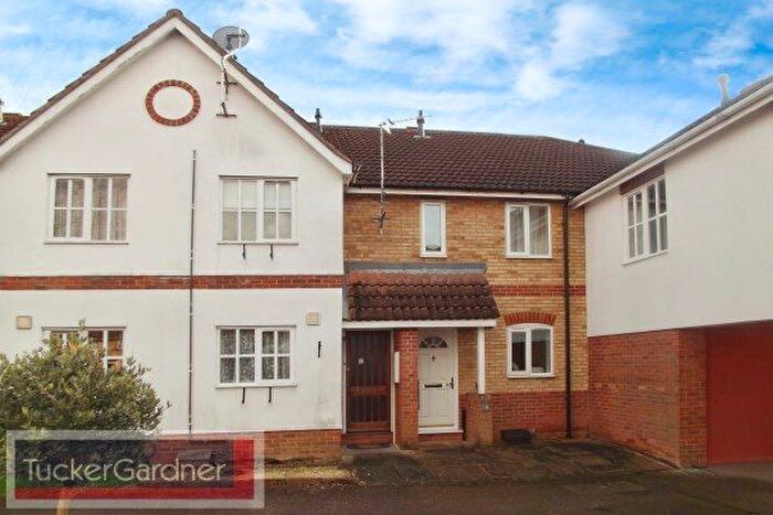 2 Bedroom Property To Rent In Wheelers, Cambridge, CB22