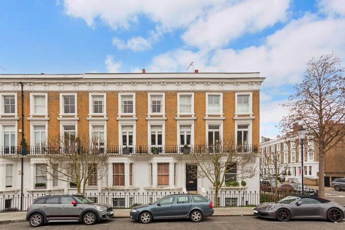 2 Bedroom Flat To Rent In Gertrude Street, London, SW10