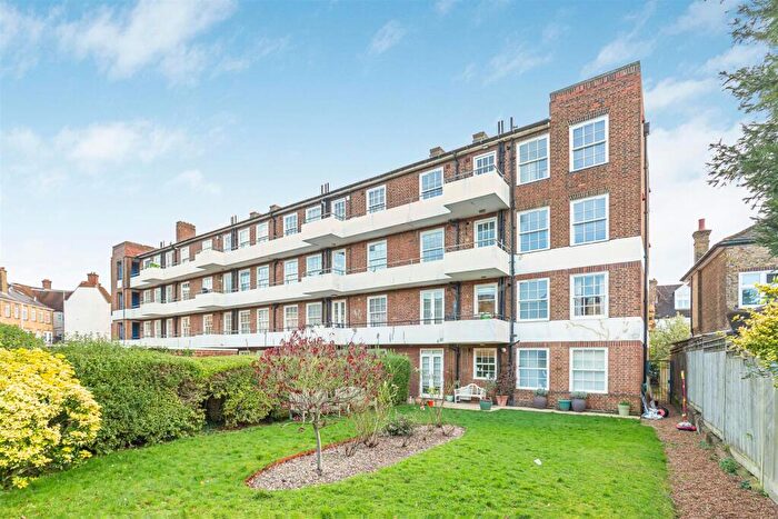 1 Bedroom Flat To Rent In Sheen Lane, East Sheen, SW14