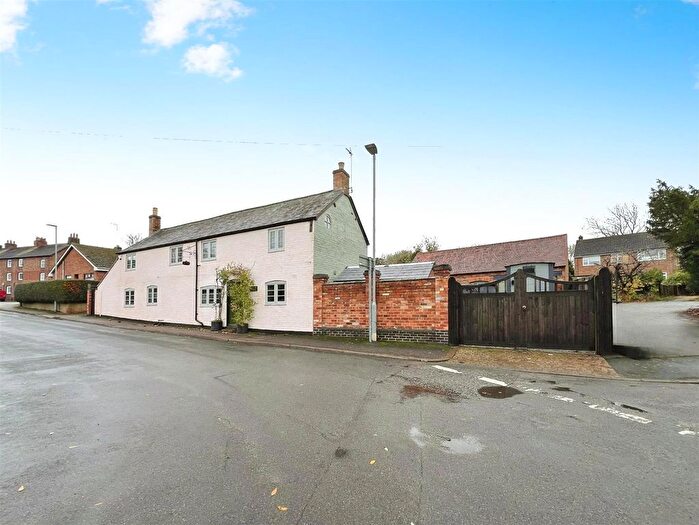 4 Bedroom Cottage For Sale In Station Road, Ullesthorpe, Lutterworth, LE17