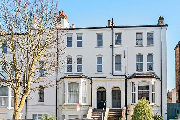 2 Bedroom Flat For Sale In Rosendale Road, West Dulwich, London, SE21