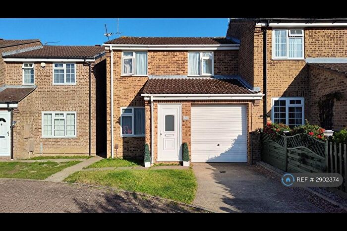 3 Bedroom End Of Terrace House To Rent In Keston Court, Gillingham, ME8