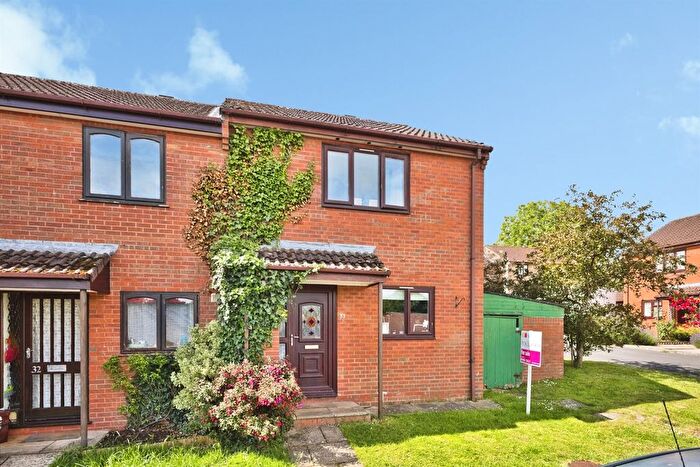 3 Bedroom End Terrace House For Sale In Orchard Rise, Crewkerne, TA18