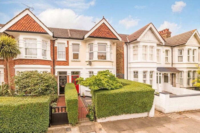 1 Bedroom Flat For Sale In St. Kilda Road, West Ealing, W13
