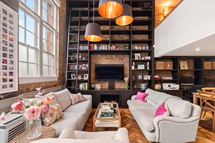 2 Bedroom Flat For Sale In Old Chesterton Building, Battersea Park Road, London, SW11