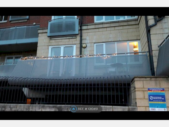 2 Bedroom Flat To Rent In High Quay, Newcastle Upon Tyne NE1