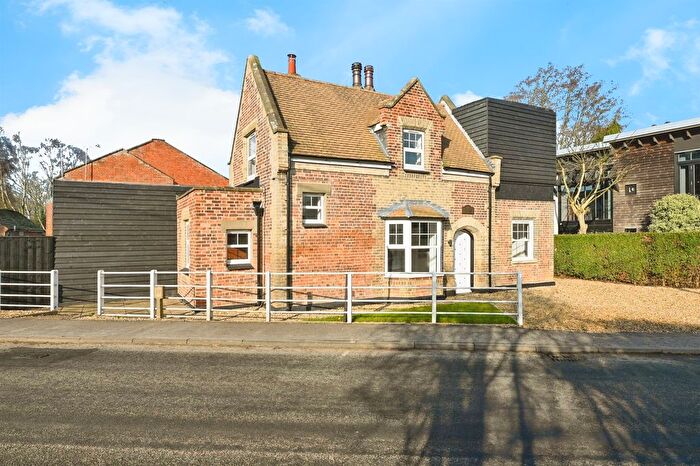 4 Bedroom Detached House For Sale In Smeeth Road, Marshland St. James, Wisbech, PE14