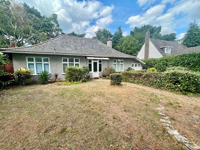 4 Bedroom House To Rent In Four Double Bedroom Student House (), P07