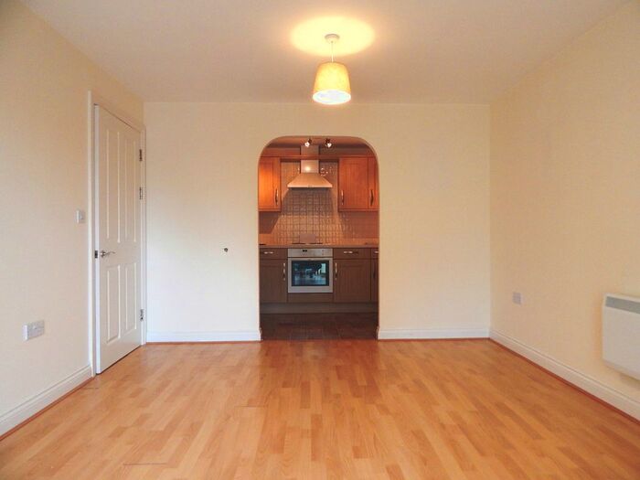 2 Bedroom Flat To Rent In White Star Place, Southampton, SO14