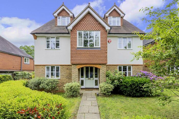 5 Bedroom Detached House To Rent In Tadworth Street, Tadworth, KT20