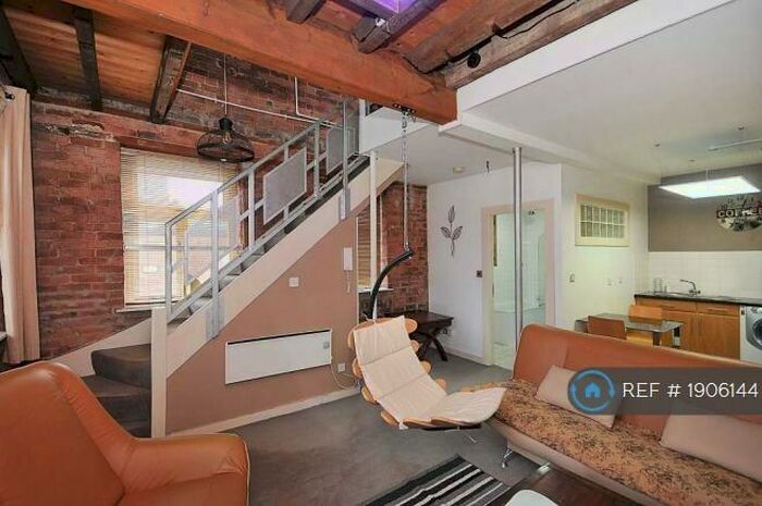 1 Bedroom Flat To Rent In Silk Mill, Maccesfield, SK11