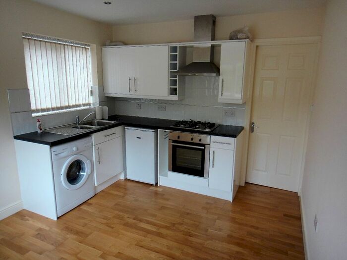 1 Bedroom Flat To Rent In Bracken Street, Heron Cross, Stoke On Trent, ST4