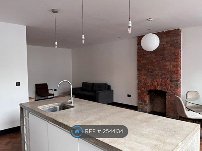 3 Bedroom Flat To Rent In Spear Building, Manchester, M1