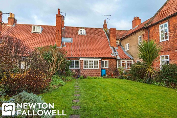 3 Bedroom Terraced House For Sale In Sheffield Road, Blyth, S81