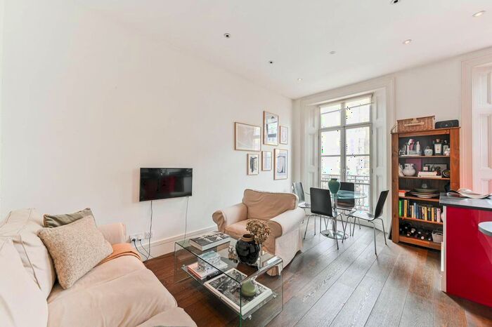 1 Bedroom Flat To Rent In Redcliffe Road, Chelsea, London, SW10