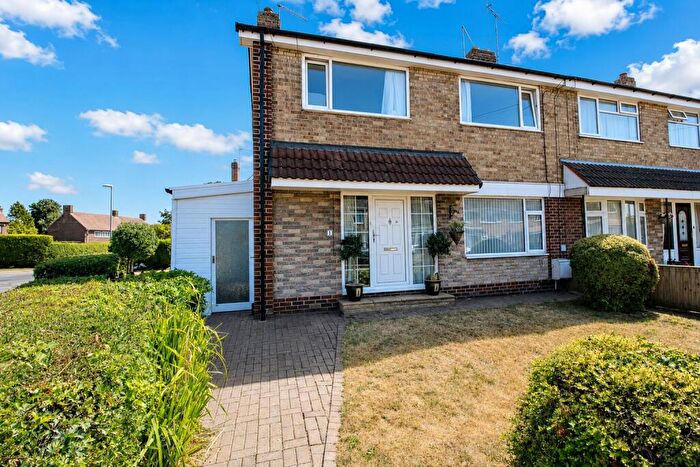 3 Bedroom Semi-Detached House To Rent In Glebe Road, Wawne, East Riding Of Yorkshire, HU7