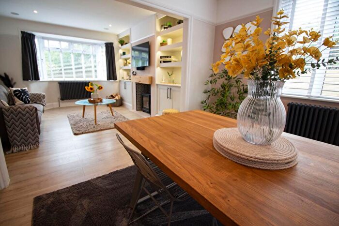 4 Bedroom Detached House For Sale In Lipyeate, BA3
