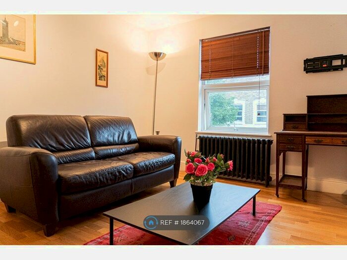 2 Bedroom Flat To Rent In Reighton Road, London, E5