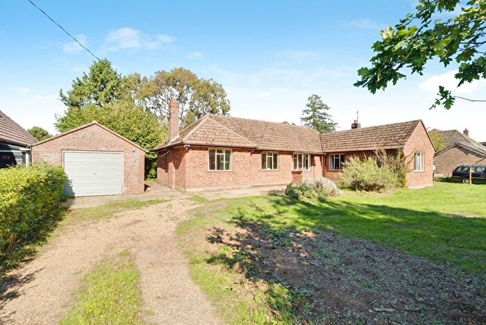 4 Bedroom Bungalow For Sale In White Street Green, Polstead, Colchester, Suffolk, CO6