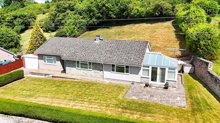 3 Bedroom Detached Bungalow For Sale In High Street, Clearwell, Coleford, GL16