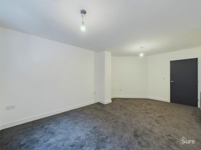 2 Bedroom Flat To Rent In Scala House, Fleet Street, Burton-On-Trent, Staffordshire, DE14