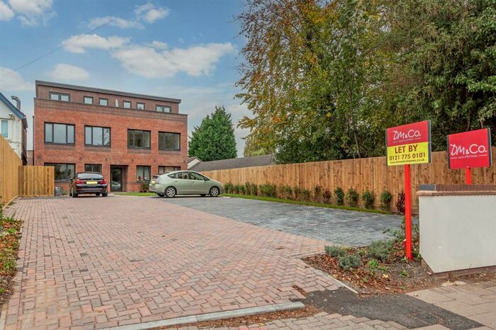 2 Bedroom Apartment To Rent In Stratford Road, Hall Green, B28