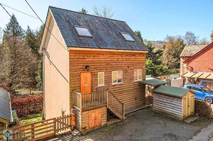 2 Bedroom Detached House For Sale In Kinsley Road, Knighton, LD7