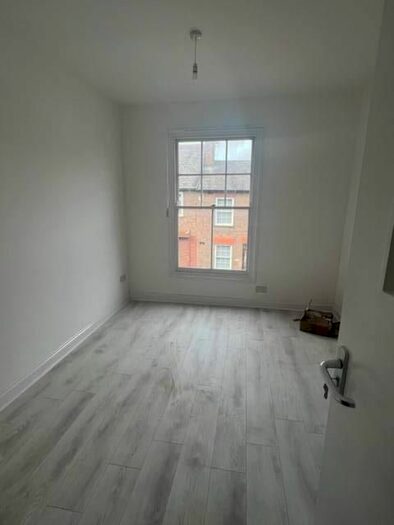 2 Bedroom Flat To Rent In Wellington Street, Luton, LU1