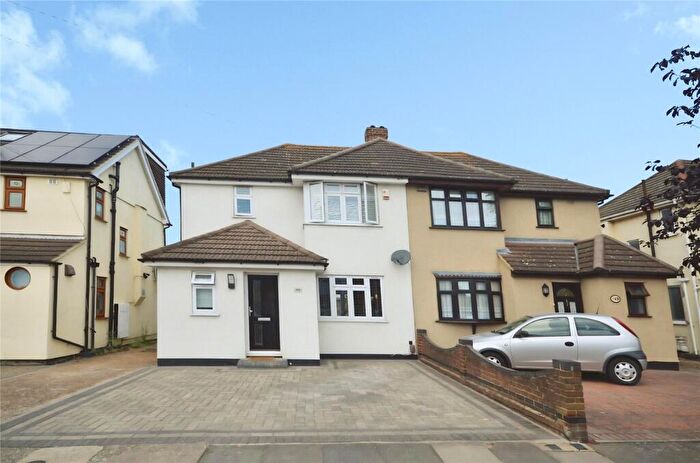 3 Bedroom Semi-Detached House To Rent In South End Road, Hornchurch, Essex, RM12