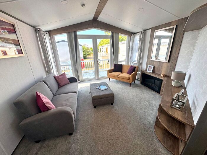 2 Bedroom Mobile/park Home For Sale In Rye Harbour Road, Rye Harbour, Rye, TN31