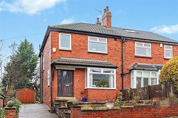 2 Bedroom Semi Detached House For Sale In Woodhall Drive, Kirkstall, Leeds, LS5